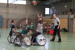 Rollstuhlbasketball —  Saison 2023/24 - Schanzer Wheelys - SV Reha Augsburg - Leon Ruef #14 Augsburg - Valentin Gmeiner Schanzer Wheelys #6 - Foto: Meyer Jürgen