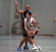 Basketball - ESV Ingolstadt - Leitershofen - 13 Mücke ESV setzt zum Wurf an