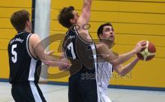 Basketball - ESV Ingolstadt - TSV Diedorf - Peter Mücke will zum Korb