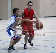 Basketball - MTV Ingolstadt - Nördlingen - A. Hoen im Angriff