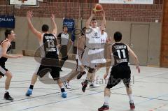 Basketball MTV Ingolstadt - Mayer T. (weiss) FC Tegernheim - Foto: Juergen Meyer