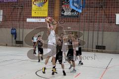 Basketball MTV Ingolstadt - FC Tegernheim - Ebner S. (weiss MTV Ing) beim Wurf - Foto: Juergen Meyer