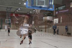 Basketball MTV Ingolstadt - Mayer T. (weiss) FC Tegernheim - Foto: Juergen Meyer