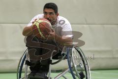 Rollstuhlbasketball - Portrait Yusuf Yildiz im Training