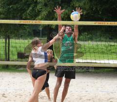 Beachvolleyball - Bayerische Meisterschaften - Mixed - Halbfinale - Nomcyk, Wehe (München) gegen Dietrich, Beyersdorff (Coburg).