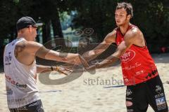 Beachvolleyball Turnier - BVV Beach Cup Ingolstadt - Kim Huber (rotes Trikot) Ingolstadt und Andrej German (weisses Trikot) Niederviehbach, Jubel