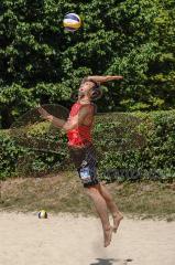 Beachvolleyball Turnier - BVV Beach Cup Ingolstadt - Kim Huber (rotes Trikot) Ingolstadt und Andrej German (weisses Trikot) Niederviehbach