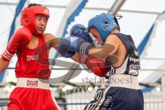 Boxen - Amateure - Vergleichskampf - BC Ingolstadt - 1860 München - Einlagekampf Schüler Papier - blau Jakob Suppus (BCI) und rot Daniel Reinhardt (BCI), Kampf ohne Wertung unentschieden