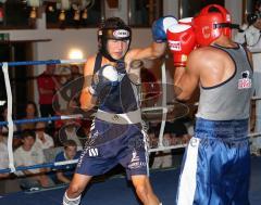 Boxen - Vergleichskampf - BC Ingolstadt : Berlin Wedding - links Winter Johannes IN rechts Yazar Ahmet