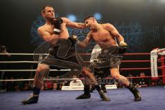 Fight-Night Profi-Boxen - München - Eisbach Studios  - Profi Debüt - Emre Cukur (München) - Dejan Krneta (Bosnien Herzegowina) - Cukur Sieger nach Punkten, rechts