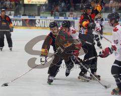 Patrik Reimer im Angriff auf das Tor Canadas