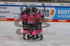 Penny DEL - Eishockey - Saison 2021/22 - ERC Ingolstadt - Nürnberg Ice Tigers - Der 4:0 Führungstreffer durch Frederik Storm (#9 ERCI) - jubel - Justin Feser (#71 ERCI) -  Colton Jobke (#7 ERCI) - Foto: Jürgen Meyer