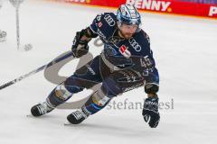 Penny DEL - Eishockey - Saison 2021/22 - ERC Ingolstadt - Schwenninger Wild Wings - Ben Marshall (#45 ERCI) -  Foto: Jürgen Meyer
