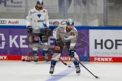 DEL - Vorbereitungsspiel - Saison 2021/22 - ERC Ingolstadt - Rytiri Kladno - Brandon Defazio (#24 ERCI) - beim warm machen  - Foto: Jürgen Meyer