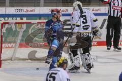 DEL - Eishockey - Saison 2020/21 - ERC Ingolstadt - Krefeld Pinguine - Der 2:1 Führungstreffer durch Daniel Pietta (#86 ERCI) - Nikita Quapp Torwart (#3 Krefeld) - jubel - Foto: Jürgen Meyer