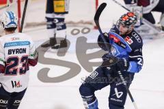 DEL; ERC Ingolstadt - Eisbären Berlin; Ausgleich Tor Jubel Treffer Maurice Edwards (Nr.23 - ERC) 1:1