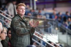 DEL; Playoffs; ERC Ingolstadt - EHC Redbull München; Ehrengast Ex-Spieler Meister Christoph Gawlik