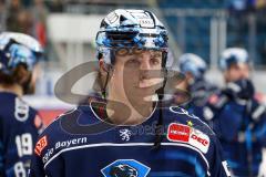 Penny DEL - Pre-Playoff - Spiel 2 - Eishockey - Saison 2021/22 - ERC Ingolstadt - Kölner Haie - Traurige Gesichter nach dem ausscheiden - Koch Davis (#58 ERCI) -  Foto: Jürgen Meyer