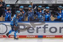 DEL; Playoffs; ERC Ingolstadt - EHC Redbull München; Tor Jubel Treffer 2:0 Barber Riley (37 ERC)