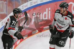 Penny DEL - Eishockey - Saison 2021/22 - ERC Ingolstadt - Kölner Haie - Der 2:4 Führungstreffer durch Marcel Barinka (#71 Köln) - Jubel -  Foto: Stefan Bösl