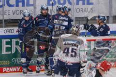 DEL - Eishockey - ERC Ingolstadt - Eisbären Berlin - Tor Jubel Treffer Jerome Flaake (90 - ERC) Leon Hüttl (25 - ERC) Wojciech Stachowiak (19 - ERC) Torwart Tobias Ancicka (45 - Berlin)