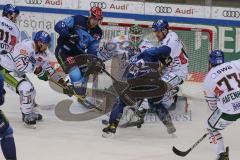 DEL - Eishockey - Saison 2020/21 - ERC Ingolstadt - Augsburger Panther - Petrus Palmu (#52 ERCI) - Markus Keller Torwart (#35 Augsburg) - Foto: Jürgen Meyer