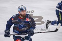 DEL - Eishockey - ERC Ingolstadt - Eisbären Berlin - Brandon DeFazio (24 - ERC)