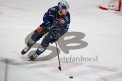 Penny DEL - Eishockey - Saison 2021/22 - ERC Ingolstadt - EHC Red Bull München -  Jerome Flaake (#90 ERCI) - Foto: Jürgen Meyer