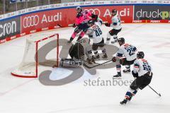 Penny DEL - Eishockey - Saison 2021/22 - ERC Ingolstadt - Nürnberg Ice Tigers - Der 5:0 Führungstreffer durch Louis-Marc Aubry (#11 ERCI) - Niklas Treutle Torwart (#31 Nürnberg) - Tim Bender (#77 Nürnberg) - jubel -  Foto: Jürgen Meyer