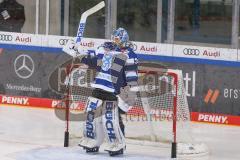 DEL - Eishockey - Saison 2020/21 - ERC Ingolstadt - EHC Red Bull München - Michael Garteig Torwart (#34 ERCI)  beim warm machen - Foto: Jürgen Meyer