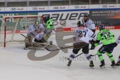 DEL - Eishockey - Saison 2020/21 - ERC Ingolstadt - Nürnberg Ice Tigers  - Niklas Treutle Torwart (#31 Nürnberg) - Louis-Marc Aubry (#11 ERCI) - Ryan Kuffner (#12 ERCI) -