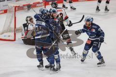 DEL - ERC Ingolstadt - Kölner Haie - Tor Jubel Treffer 2:0, Torwart Fabijan Buntic (24, FCI) Torwart Justin Pogge (Nr.49 - Kölner Haie) Daniel Pietta (86 - ERC) Chris Bourque (77 - ERC)