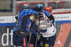 DEL; Playoffs; ERC Ingolstadt - EHC Redbull München; Street Kampf Alberts Smits (23 RBM)  Krauß Philipp (8 ERC) Krauß Johannes (16 ERC)