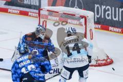 DEL; ERC Ingolstadt - Dresdner Eislöwen; knapp am Tor vorbei Thomann Martin (14 S05) Torwart Brochu Brett (36 ERC) Krauß Johannes (16 ERC) Rourke Chartier (14 DDE)