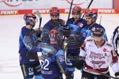 DEL - ERC Ingolstadt - Kölner Haie - links Tim Wohlgemuth (33 - ERC) trifft zum 1:0 Tor, Jubel, Morgan Ellis (4 ERC) Mathew Bodie (22 ERC) Petrus Palmu (52 ERC)