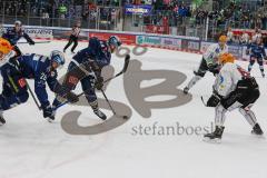 Penny DEL - Eishockey - Saison 2021/22 - ERC Ingolstadt - Fischtown Pinguins Bremerhaven - Koch Davis (#58 ERCI) -  Foto: Jürgen Meyer