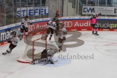 Penny DEL - Eishockey - Saison 2021/22 - ERC Ingolstadt - Nürnberg Ice Tigers - Der 4:0 Führungstreffer durch Frederik Storm (#9 ERCI) - Niklas Treutle Torwart (#31 Nürnberg) - jubel - Chris Brown (#11 Nürnberg) -  Foto: Jürgen Meyer