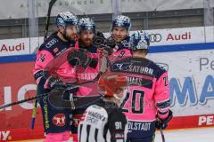 DEL - ERC Ingolstadt - Nürnberg Ice Tigers; Tor Jubel Treffer 2:0, David Warsofsky (55 - ERC) mit Brandon DeFazio (24 - ERC) Emil Quaas (20 - ERC) Frederik Storm (9 - ERC)