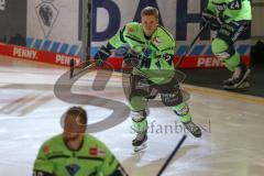 DEL - Eishockey - Saison 2020/21 - ERC Ingolstadt - Nürnberg Ice Tigers  - Petrus Palmu (#52 ERCI) - beim Einlaufen  -Foto: Jürgen Meyer