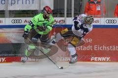 DEL - Eishockey - Saison 2020/21 - ERC Ingolstadt - Eisbären Berlin - Brandon Defazio (#24 ERCI) - John Ramage (#55 Berlin) - Foto: Jürgen Meyer