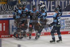 DEL; Playoffs; ERC Ingolstadt - DEG Düsseldorf; Tor Jubel Treffer Tye Ronning (26 ERC) #mit Frederik Storm (9 - ERC) Wayne Simpson (21 - ERC) Mathew Bodie (22 - ERC) Justin Feser (71 - ERC)