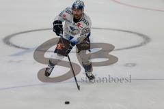 DEL - Vorbereitungsspiel - Saison 2021/22 - ERC Ingolstadt - Rytiri Kladno - David Warsofsky (#55 ERCI) - beim warm machen - Foto: Jürgen Meyer