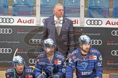 Penny DEL - Eishockey - Saison 2021/22 - ERC Ingolstadt - Adler Mannheim - Doug Shedden (Cheftrainer ERCI) -  Foto: Meyer Jürgen