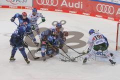 DEL - Eishockey - Saison 2020/21 - ERC Ingolstadt - Augsburger Panther - Fabio Wagner (#5 ERCI) - Nicolas Daws Torwart (#35 ERCI) - Petrus Palmu (#52 ERCI) - Drew Leblanc (#19 Augsburg) - Foto: Jürgen Meyer