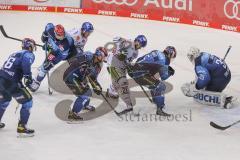 DEL - Eishockey - Saison 2020/21 - ERC Ingolstadt - Augsburger Panther - Fabio Wagner (#5 ERCI) - Nicolas Daws Torwart (#35 ERCI) - Petrus Palmu (#52 ERCI) - Foto: Jürgen Meyer