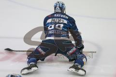 Penny DEL - Eishockey - Saison 2021/22 - ERC Ingolstadt - Schwenninger Wild Wings -  Daniel Pietta (#86 ERCI) beim Streching vor dem Spiel - Foto: Jürgen Meyer