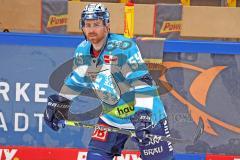 Penny DEL - Eishockey - Saison 2021/22 - ERC Ingolstadt - Adler Mannheim - David Warsofsky (#55 ERCI) -beim warm machen  -  Foto: Jürgen Meyer