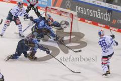 DEL - Eishockey - Saison 2020/21 - ERC Ingolstadt - Schwenninger Wild Wings - Tyson Spink (#96 Schwenningen) zum 1:3 Anschlusstreffer - Michael Garteig Torwart (#34 ERCI) - Fabio Wagner (#5 ERCI) - Daniel Pietta (#86 ERCI) - Troy Bourke (#70 Schwenningen)