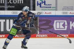 Penny DEL - Eishockey - Saison 2021/22 - ERC Ingolstadt - Krefeld Pinguine - Tim McGauley (#23 ERCI) -  Foto: Jürgen Meyer