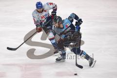 DEL; Playoffs; ERC Ingolstadt - Adler Mannheim; Halbfinale; Charles Bertrand (33 ERC) Borna Rendulic (Nr.71 - Adler)